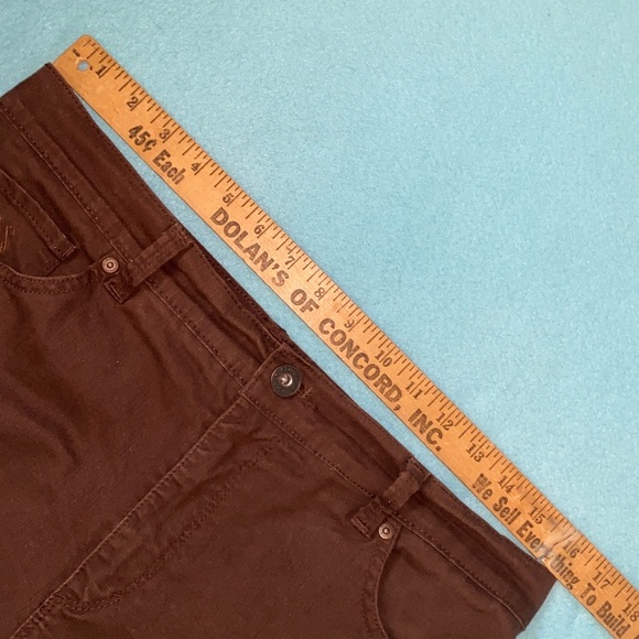 GLORIA VANDERBILT Amanda brown jean’s rhinestone back pockets size 12 average - Picture 9 of 15